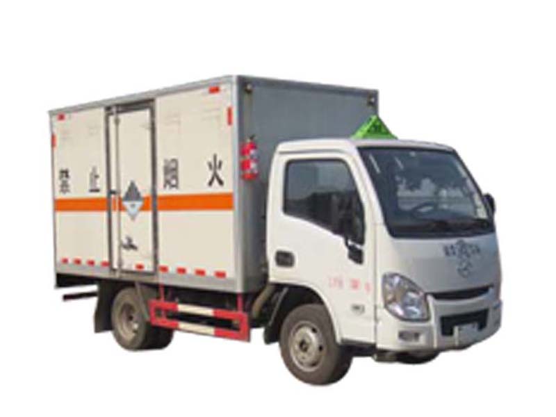 躍進(jìn)1噸易燃液體廂式運(yùn)輸車(chē)