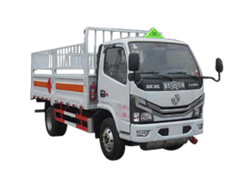 東風(fēng)7噸氣瓶運(yùn)輸車(chē)